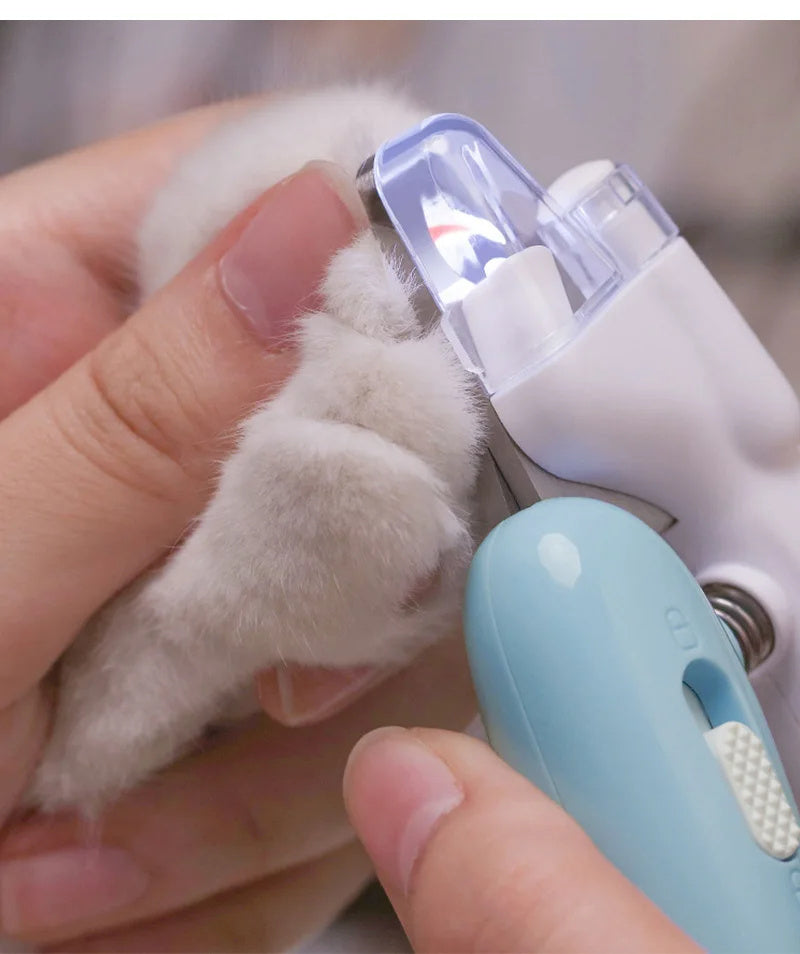 ✂️ Coupe Griffes LED pour Animaux – Sécurité, Précision et Confort
